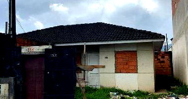 Casa com 2 Quartos e Área Privativa em Guarujá