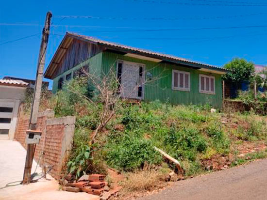 Casa em Passo Fundo com 49m² de área construída