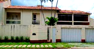 Casa Ocupada em Londrina com 378m² de Terreno