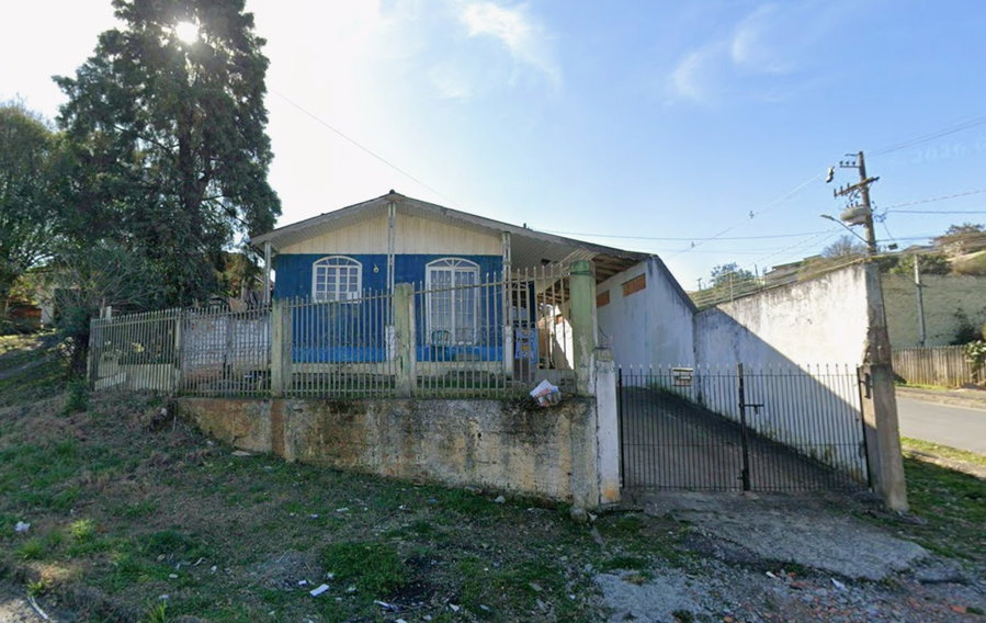 2 Casas Multifamiliar 487m² - 5 Quartos