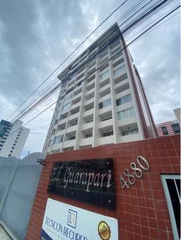 Apartamento com 3 Quartos e Varanda em João Pessoa