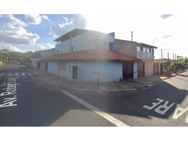 Terreno com Edificação em Araraquara/SP