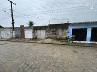 Casa com 2 quartos, 1 banheiro e 1 vaga de garagem