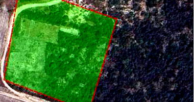 Terreno Irregular com 9.617,04 m² em Cruz/CE