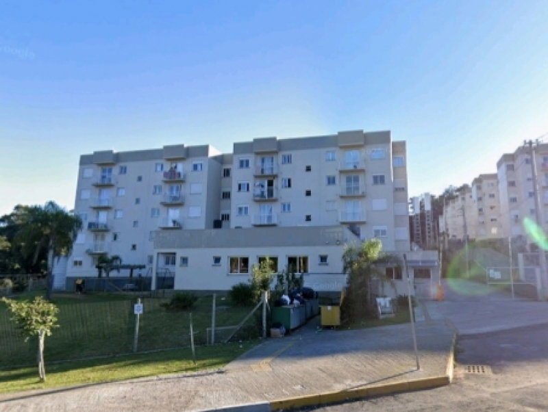 Apartamento com 2 quartos, 47m², vaga de garagem