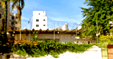 Prédio Residencial com 3 lotes de terreno
