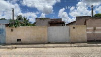 Casa com 2 quartos, 1 banheiro e 1 vaga de garagem