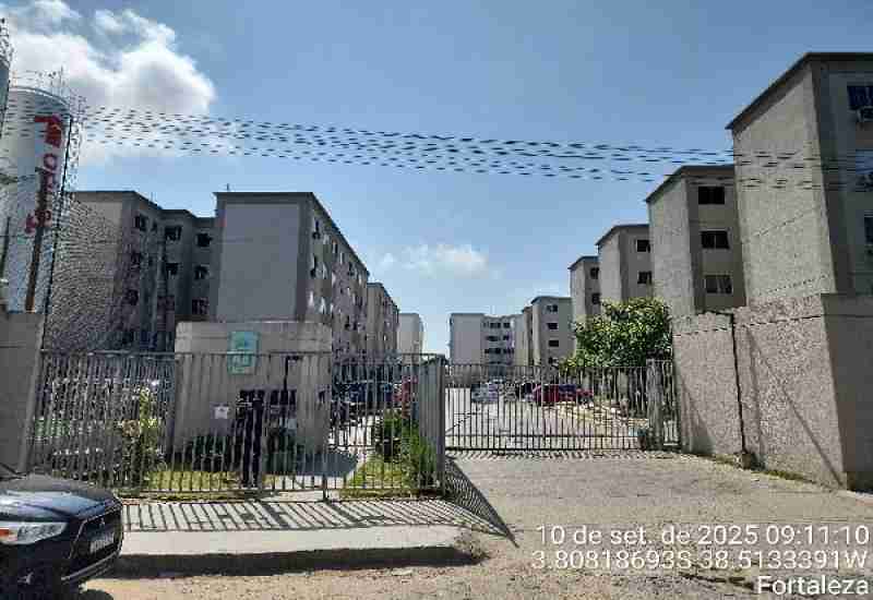 Apartamento em Fortaleza com 2 Quartos