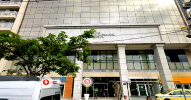 Sala Comercial com Salão e Banheiro em Condomínio Empresarial