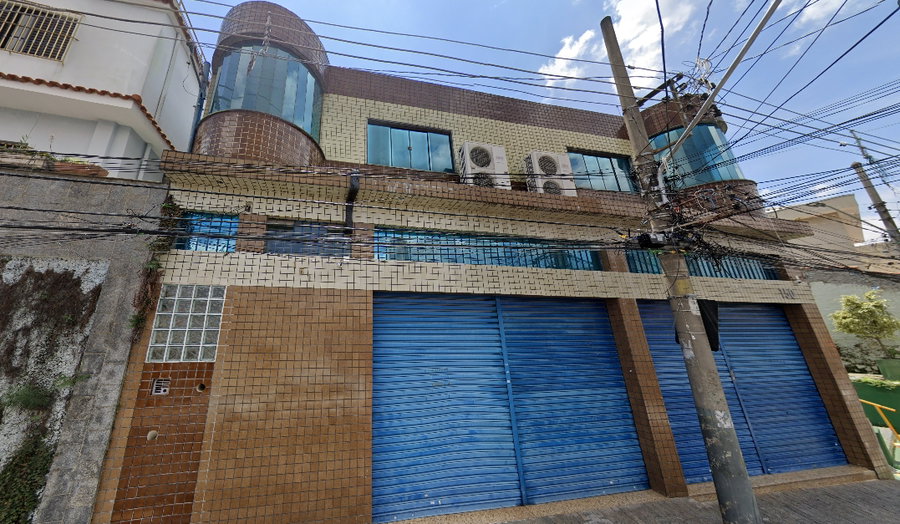Imóvel Comercial com 2 pavimentos, 13,30m de frente