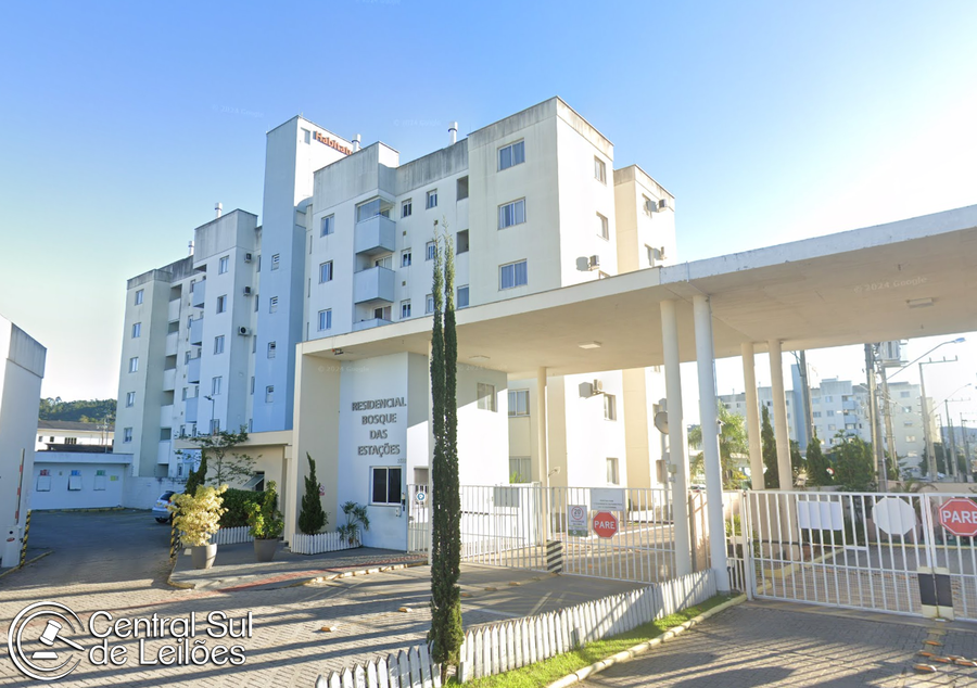 Apartamento 1 quarto, 1 banheiro, 61.72m², desocupado