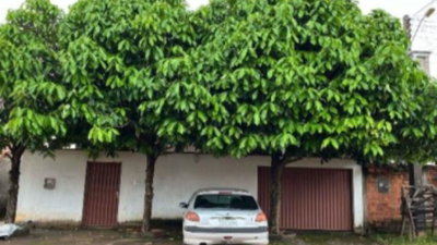 Casa Ocupada com 162m² no Centro de Barrolândia