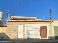 Casa com 1 vaga de garagem, 171m² construídos, ocupada
