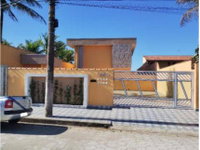 Casa ocupada com 63 m² e 1 vaga