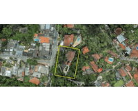 Casa com 254m² em Terreno de 1.056m² no Boulevard 7 Praias