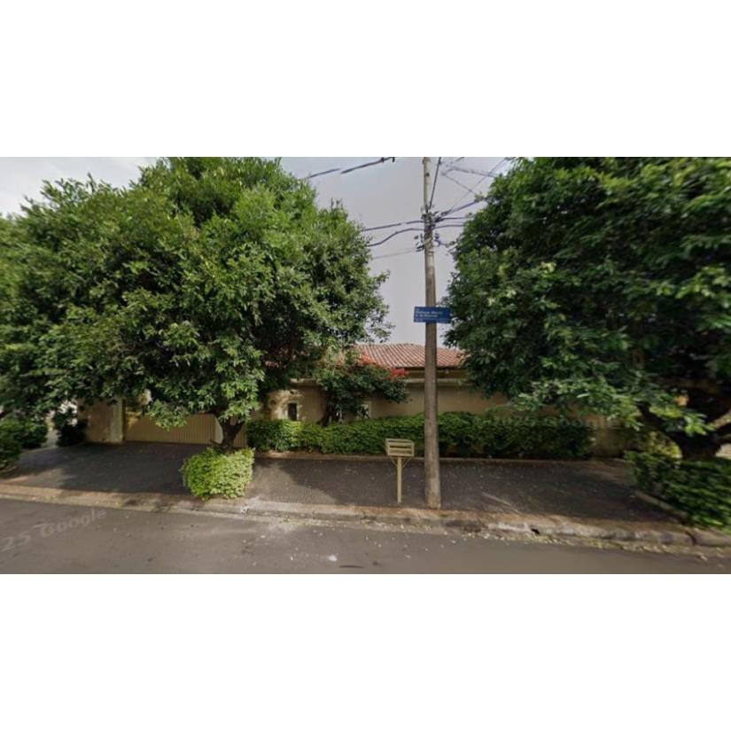 Casa com 142m², 3 quartos, 2 banheiros, ocupada
