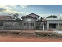 Casa ocupada com 219,67 m² construídos