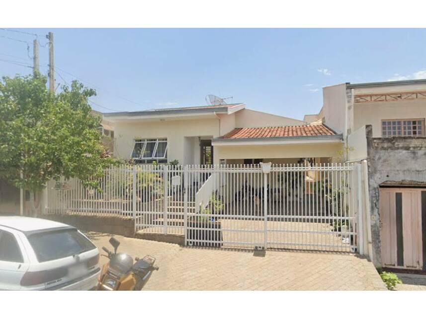 Casa em leilão com 161m² e 1 vaga - Jardim Pérola