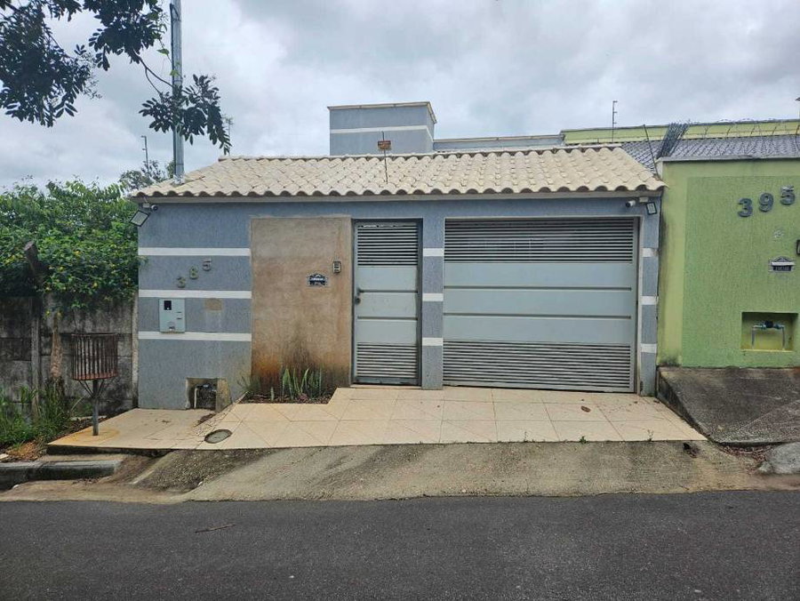 Casa Ocupada com 75m² de Área Construída em São João Del Rei