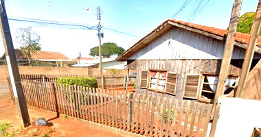 Terreno Urbano com Residência Mista em Rolândia/PR