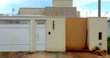Casa 70 m² com 3 quartos e 1 banheiro, ocupada
