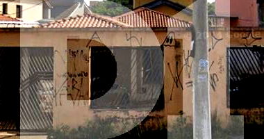 Casa residencial com 175,20m² construída em terreno de 280,36m², ocupada