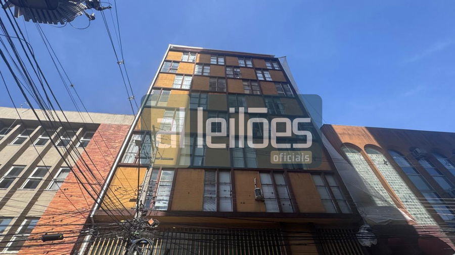 Apartamento no 8º andar do Edifício Dr. Elizeu com 97,40 m²