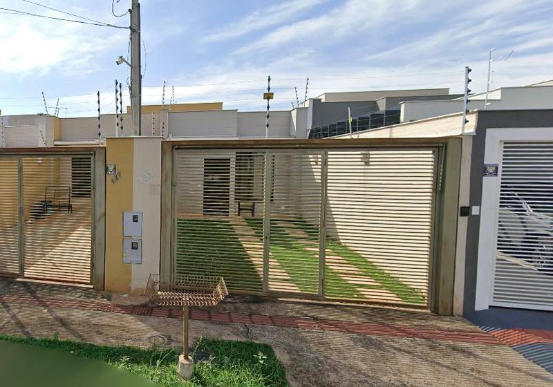 Casa 81m² com 125m² de terreno em Londrina