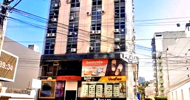 2 Andares Comerciais no Edifício Prata Shopping Center