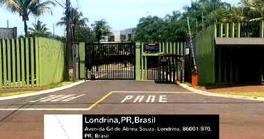 Casa de Alto Padrão em Londrina com 800m² em Condomínio