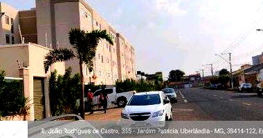 Apartamento com 2 Quartos e 1 Vaga em Uberlândia
