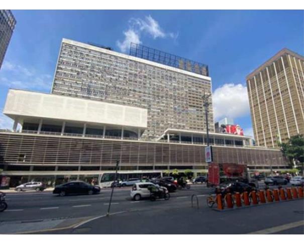 Sala Comercial com 347m², Desocupada, 2 Salas