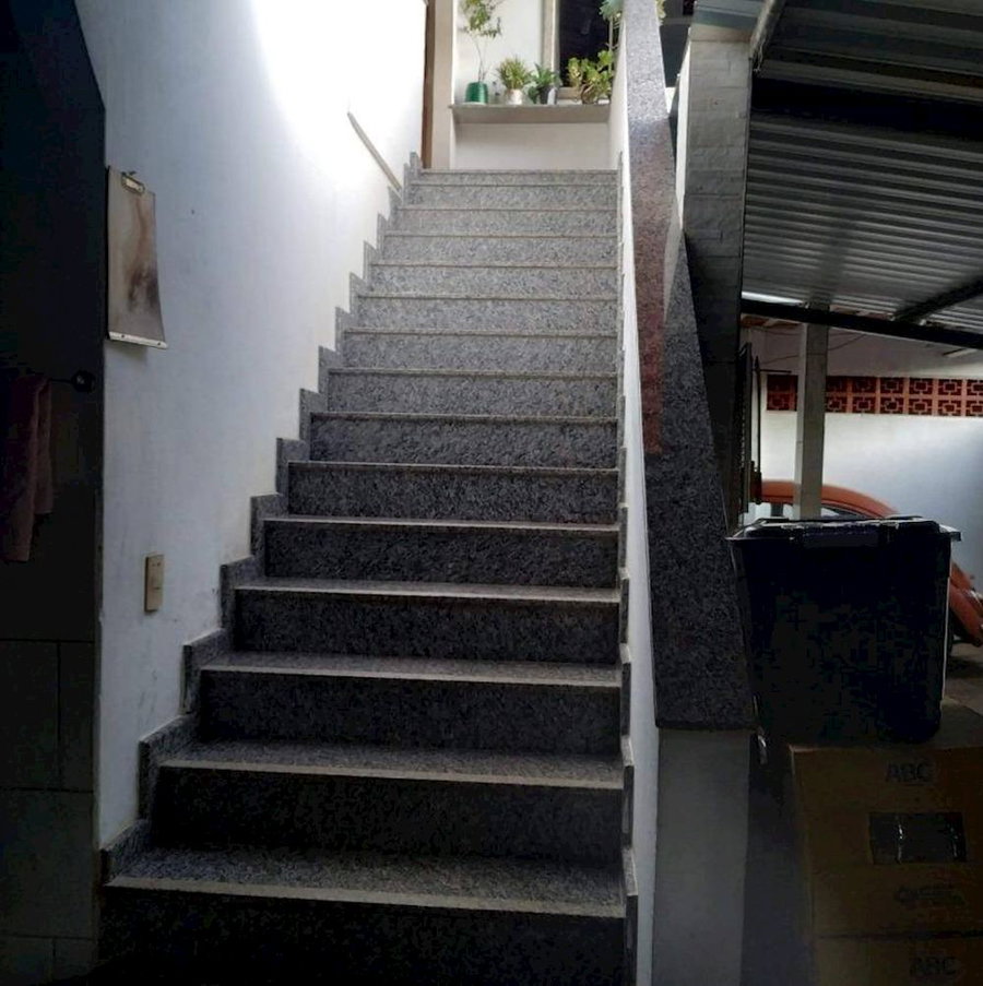 Apartamento com 3 quartos, 2 banheiros e 1 vaga de garagem