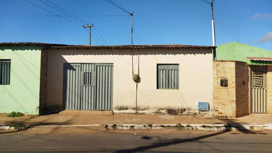 Casa Padrão Ocupada em Araripe com 2 Dormitórios