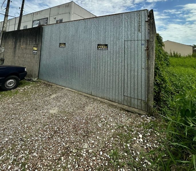 Terreno amplo de 311m² ideal para construção e investimento