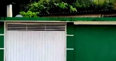 Casa com 1 vaga, 161m² construída, terreno 356m², imóvel ocupado