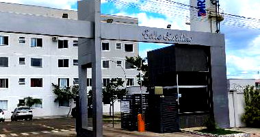 Apartamento com 2 quartos e vaga de garagem