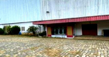 Galpão com 83274 m² de área total em Além Paraíba - MG