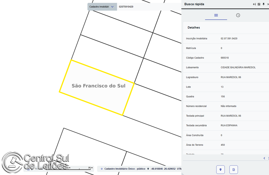 Terreno plano de 450m², lote 13, sem benfeitorias
