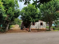 Casa de madeira com 62,40m² em terreno de 925m²