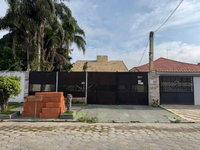 Casa com 3 quartos, 3 banheiros e 1 vaga de garagem