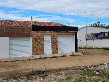 Casa em condomínio com 2 quartos, 1 banheiro, 1 vaga, 76m² construída, ocupada
