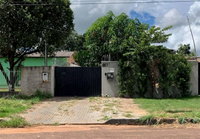 Casa com 2 quartos, 2 banheiros e 1 vaga de garagem