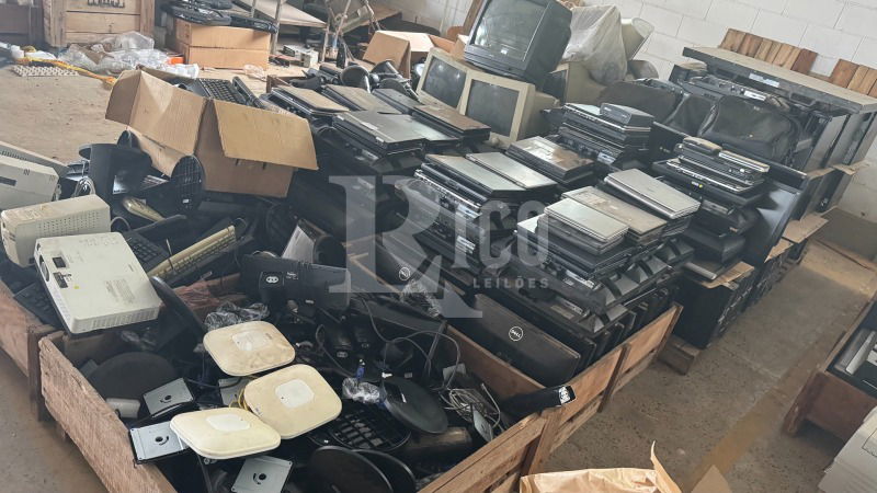 Materiais de Informática Diversos - No Estado