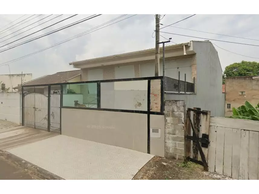Imóvel Comercial em Leilão com 300m² Construída