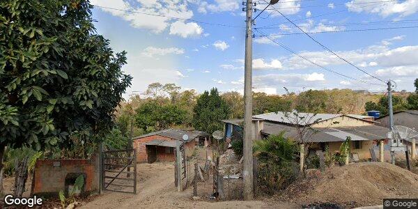 Casa com 2 quartos, 1 banheiro, 60m² construída, vaga não informada