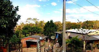 Casa com 2 quartos, 1 banheiro, 60m² construída, vaga não informada