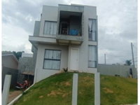 Casa com 66,43m² construída, 181,92m² de terreno, ocupada