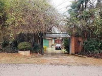 Casa com 3 suítes, piscina e área de lazer em condomínio fechado