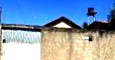 Casa 2 quartos com varanda e área de serviço, 69,1m² construída